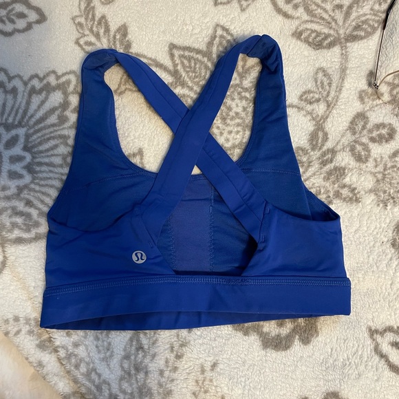 Lulu lemon Sports Bra (worn once) 💙 - Picture 2 of 2